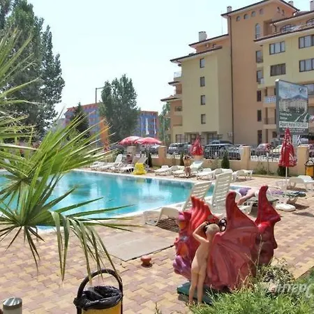 Kamelia Garden 2 *